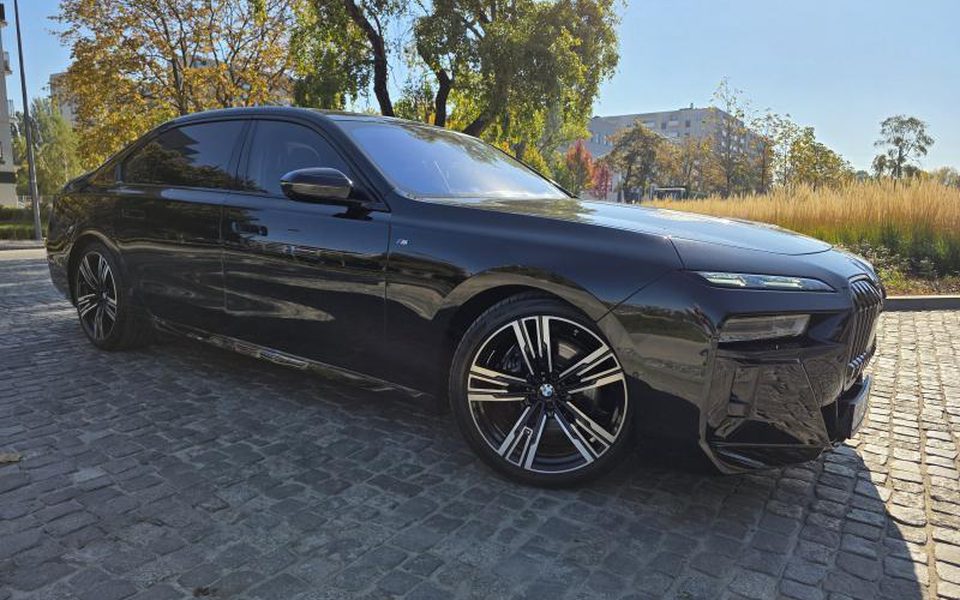 BMW SERIA 7 2022