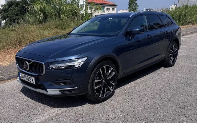 Volvo V90 Cross Country