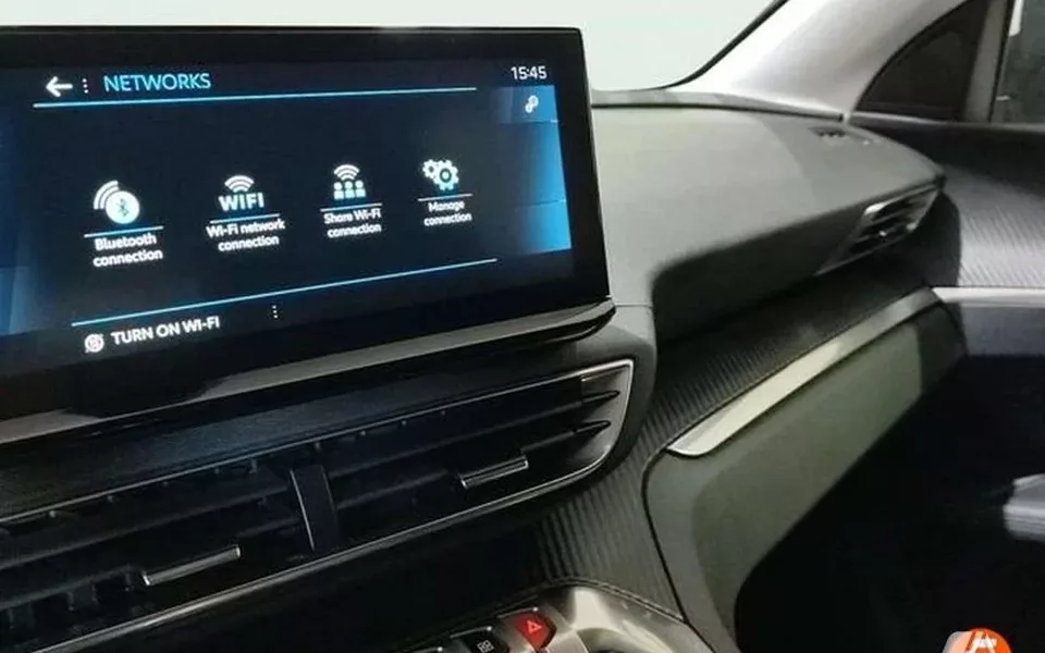 PEUGEOT 3008 1.2 PureTech 96KW S&S Allure EAT8
