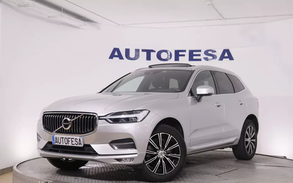 Volvo Xc 60 2.0 T5 AWD INSCRIPTION AUTO 250CV AWD 5P # TECHO PANORAMICO ELE,CUERO,NAVY,PARKTORNIC,CAMARA TRASERA