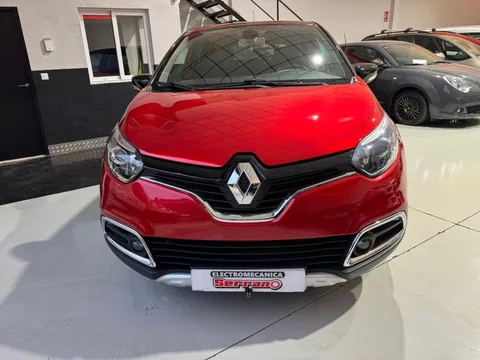 RENAULT Captur Captur TCe Energy eco2 S&S Helly Hansen 90