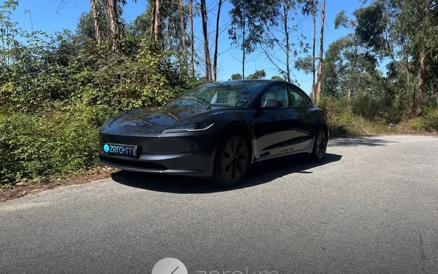 Tesla Model 3 Standard RWD