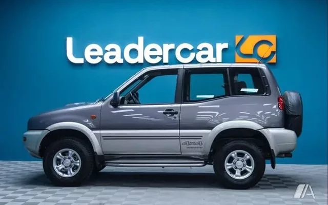 NISSAN Terrano Terrano SE 2.7 TDI