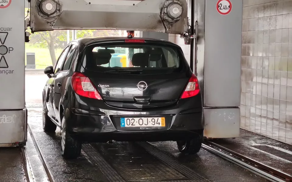 Opel Corsa 1.2 Enjoy FlexFuel
