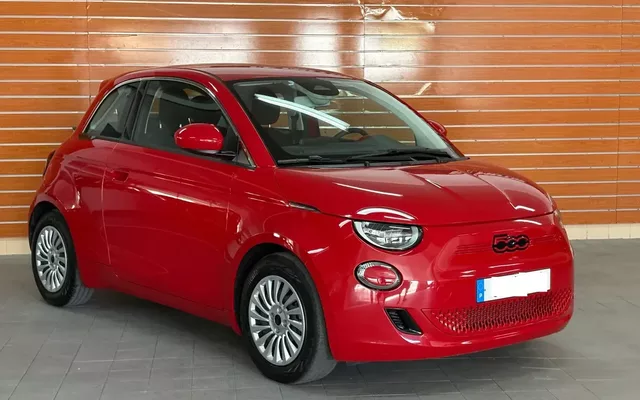 Fiat 500e (RED)
