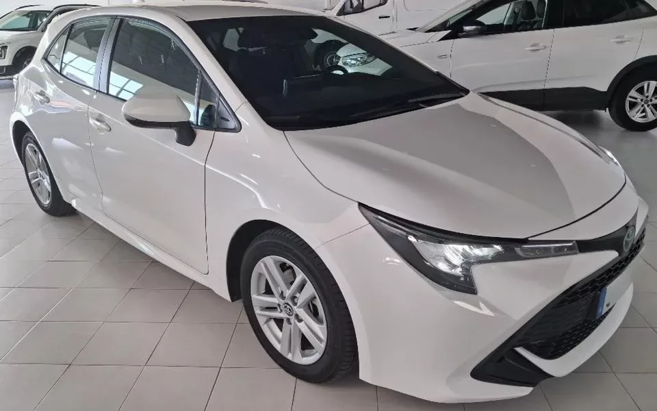 TOYOTA Corolla COROLLA 1.8 HYBRID ACTIVE TECH E-CVT 4P