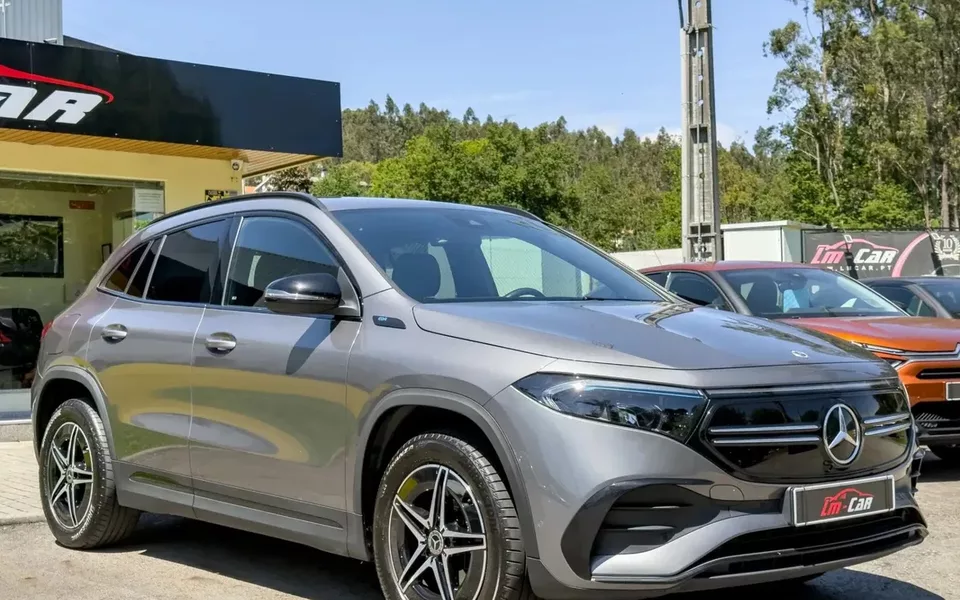 Mercedes-Benz EQA 250 AMG Line