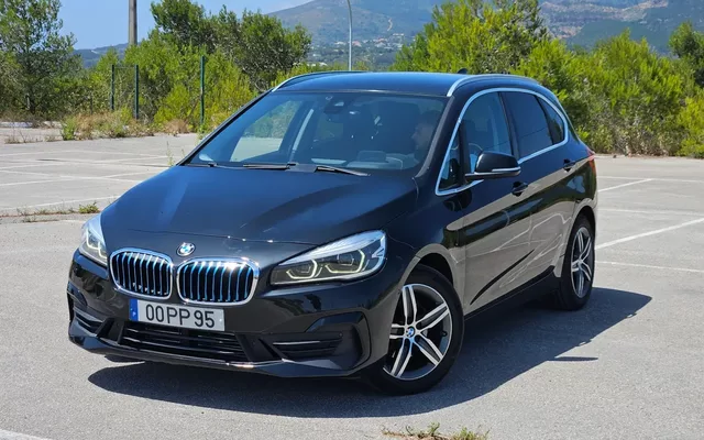 BMW 218 Active Tourer d Line Luxury