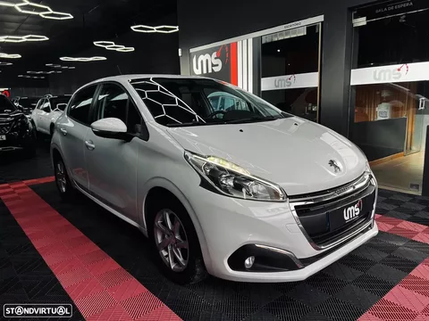 Peugeot 208 1.2 VTi Active