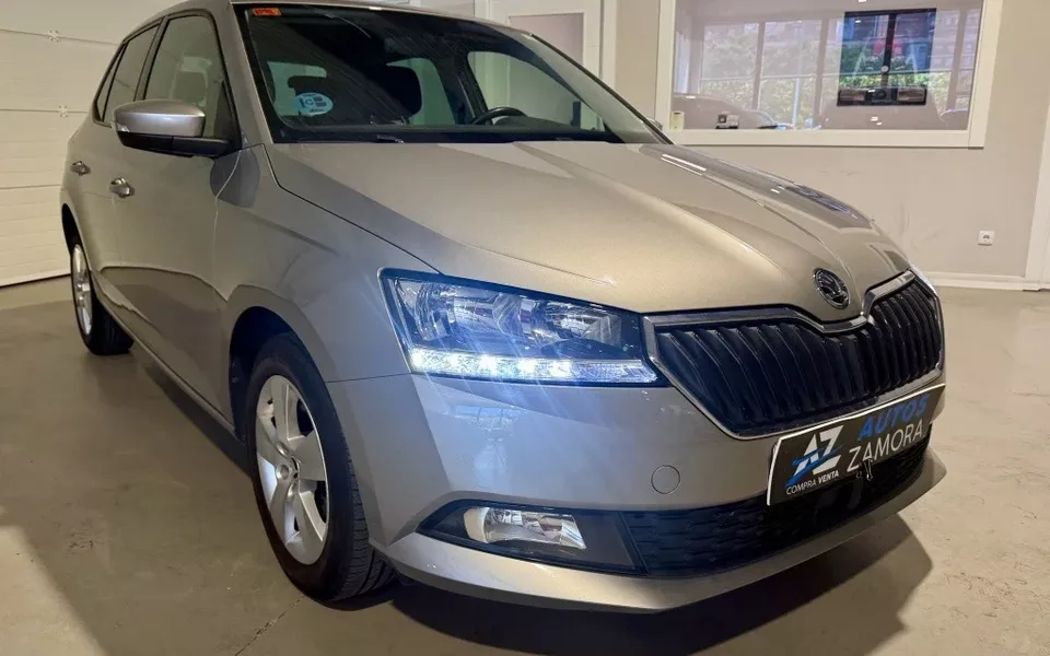 SKODA Fabia Fabia 1.0 TSI Ambition DSG 81kW