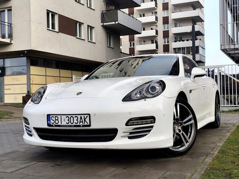 Porsche PANAMERA 2011