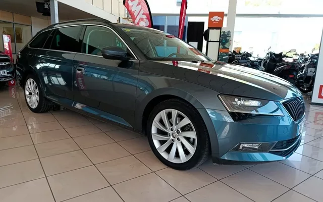 SKODA Superb SKODA Superb Familiar Manual de 5 Puertas