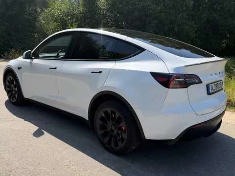 Tesla Model Y Long Range Tração Integral