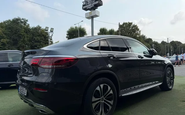 Mercedes-Benz GLC 300 e Coupé 4Matic