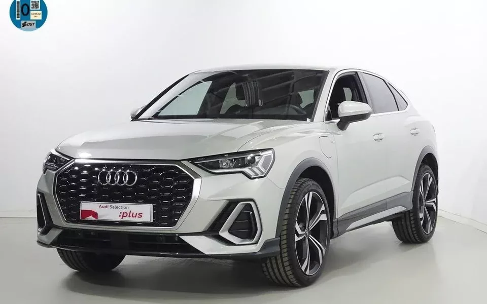 AUDI Q3 Q3 Sportback 45 TFSIe S line S-tronic