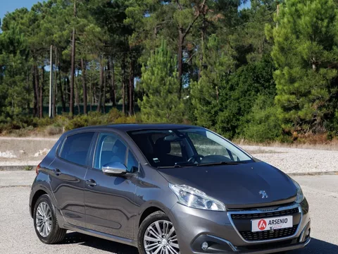 Peugeot 208 1.5 BlueHDi Signature
