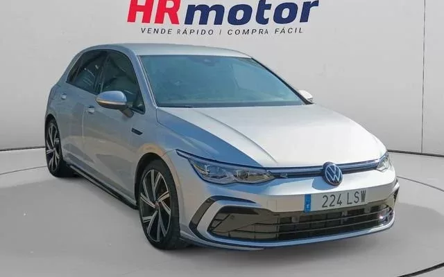 VOLKSWAGEN Golf Golf 1.5 eTSI R-Line DSG 110kW
