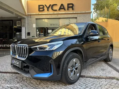 BMW iX1 xDrive30 xLine