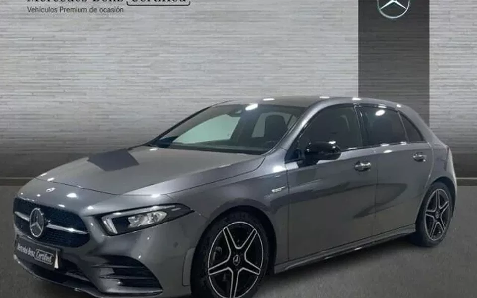 MERCEDES-BENZ Clase A Sedán A 180 d