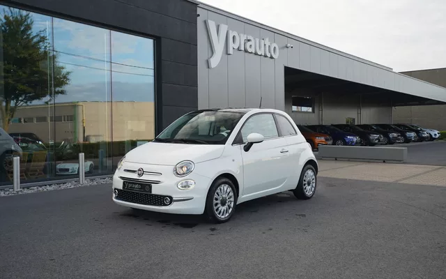 Fiat 500 1.0i Mild Hybrid 6 versnellingen Panoramadak Digitale klimaatregeling Alu velgen Navigatiesysteem DAB tuner Apple Carplay Mistlichten Privacy Bleutooth