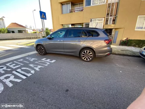 Fiat Tipo Station Wagon 1.6 M-Jet Lounge Tech J17 DCT