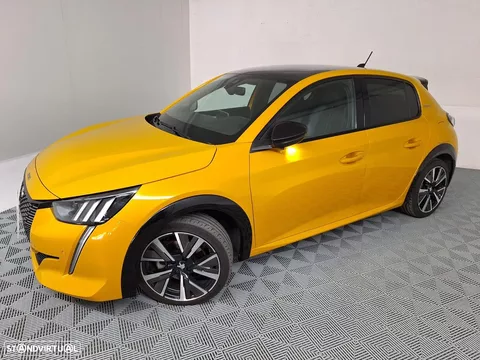Peugeot 208 1.2 PureTech GT Line EAT8