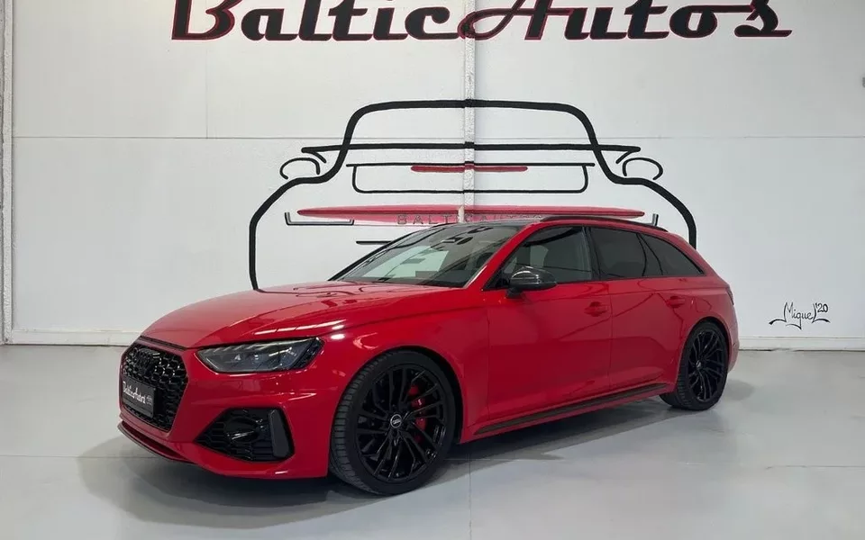 AUDI A4 RS4 Avant TFSI quattro tiptronic