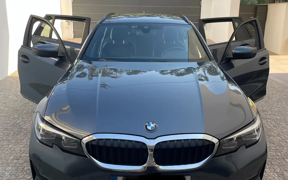 BMW 320