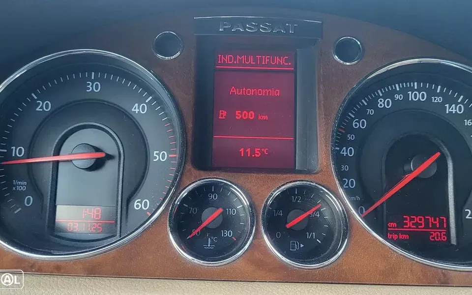 VW Passat Variant