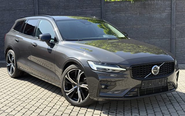 Volvo V60 B4 Plus Dark Automaat