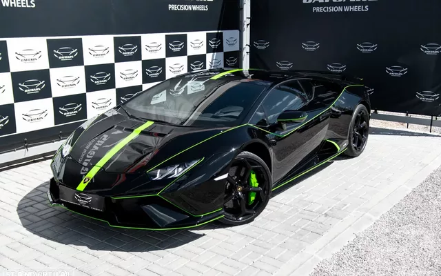 Lamborghini Huracán Tecnica 60th Anniversary