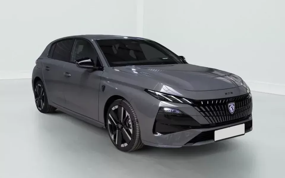 Peugeot 308 NOUVELLE 308 Hybrid 145 e-DCS6 GT Zéro km immatriculé