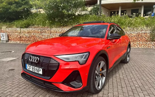 Audi e-tron 55 quattro S line