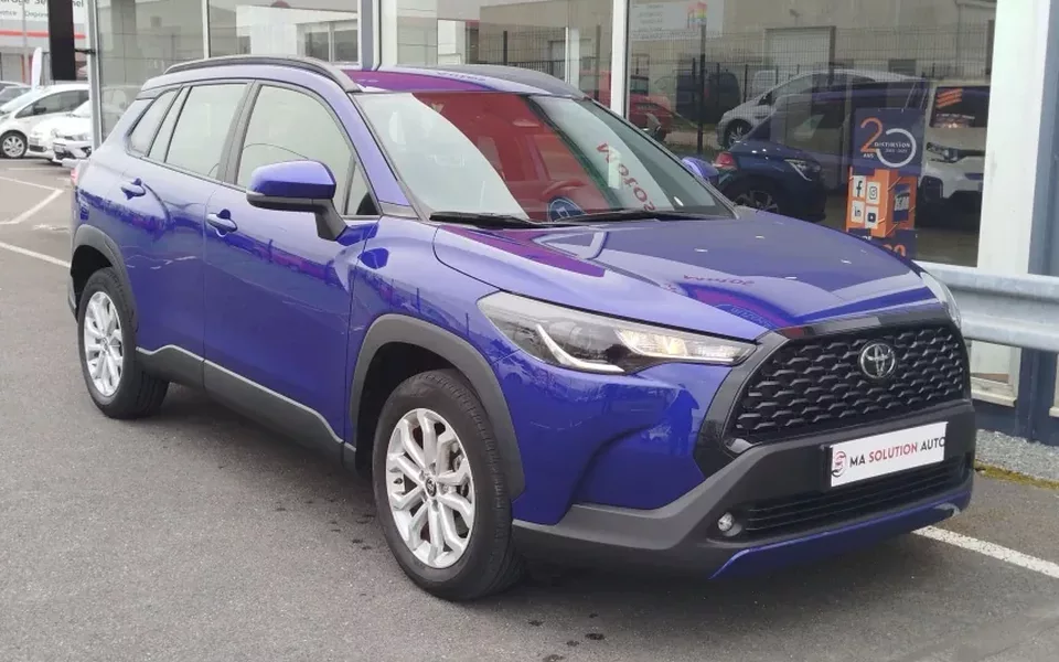 TOYOTA COROLLA CROSS