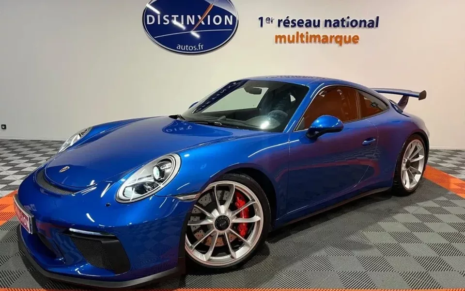 PORSCHE 911