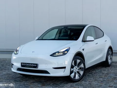 Tesla Model Y Standard