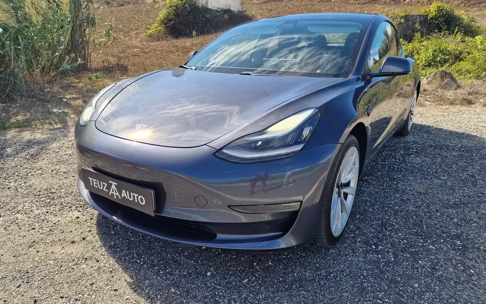 Tesla Model 3 Long Range AWD Dual Motor
