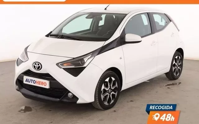 TOYOTA Aygo 1.0 Play