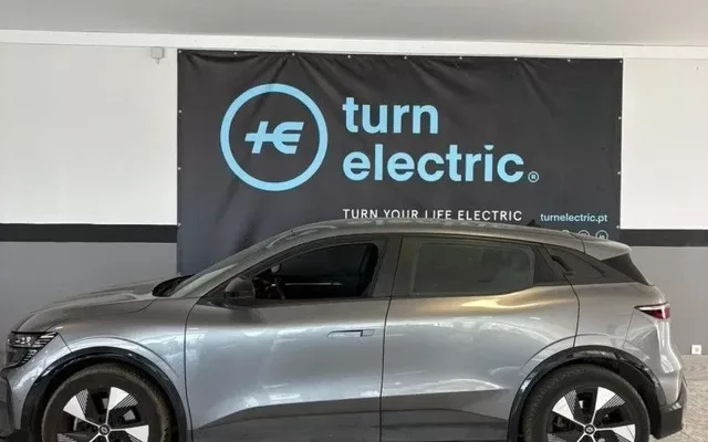 Renault Mégane E-Tech EV60 220hp optimum charge Equilibre