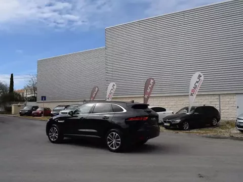 Jaguar F-Pace 2017 2.0 i4D R-Sport AWD