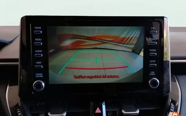 TOYOTA Corolla 1.8 125H ACTIVE TECH E-CVT
