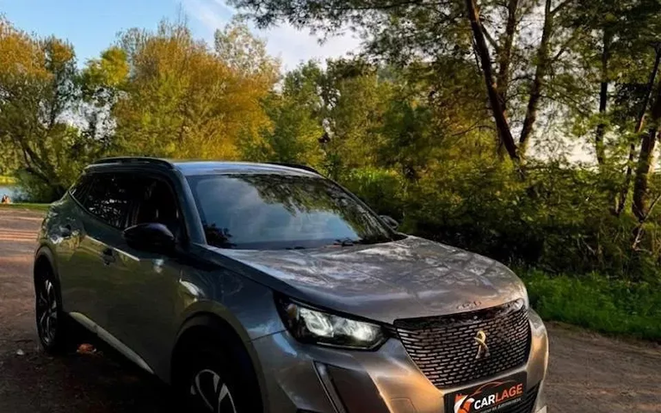 Peugeot 2008 PureTech 130 Allure Pack