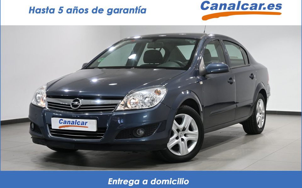 Opel Astra Sedan Edition 1.6 16V