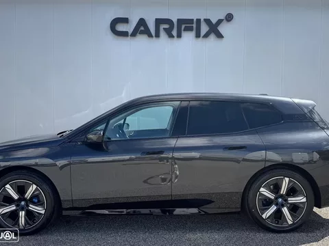 BMW iX xDrive 40 Pack Desportivo