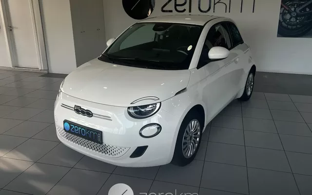 Fiat 500e 3 + 1 42 kWh