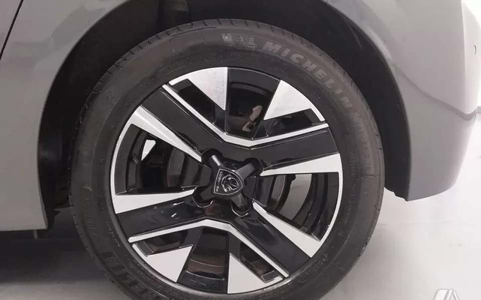 PEUGEOT 208 Allure Gasolina 100 S&S 6 Vel. MAN