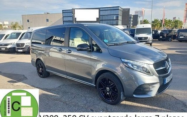 MERCEDES-BENZ Clase V 300d Largo Avantgarde