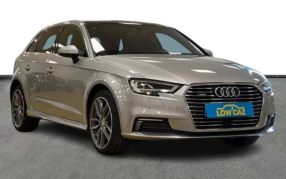 AUDI A3 Sportback 40 e-tron 204 S tronic 6 Design Luxe