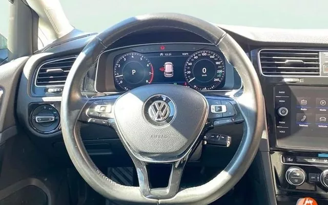VOLKSWAGEN Golf Golf 1.4 TSI Sport DSG7 92kW