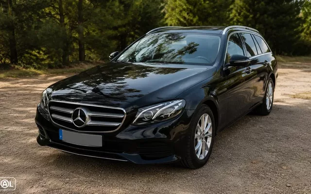 Mercedes-Benz E 220 d Avantgarde